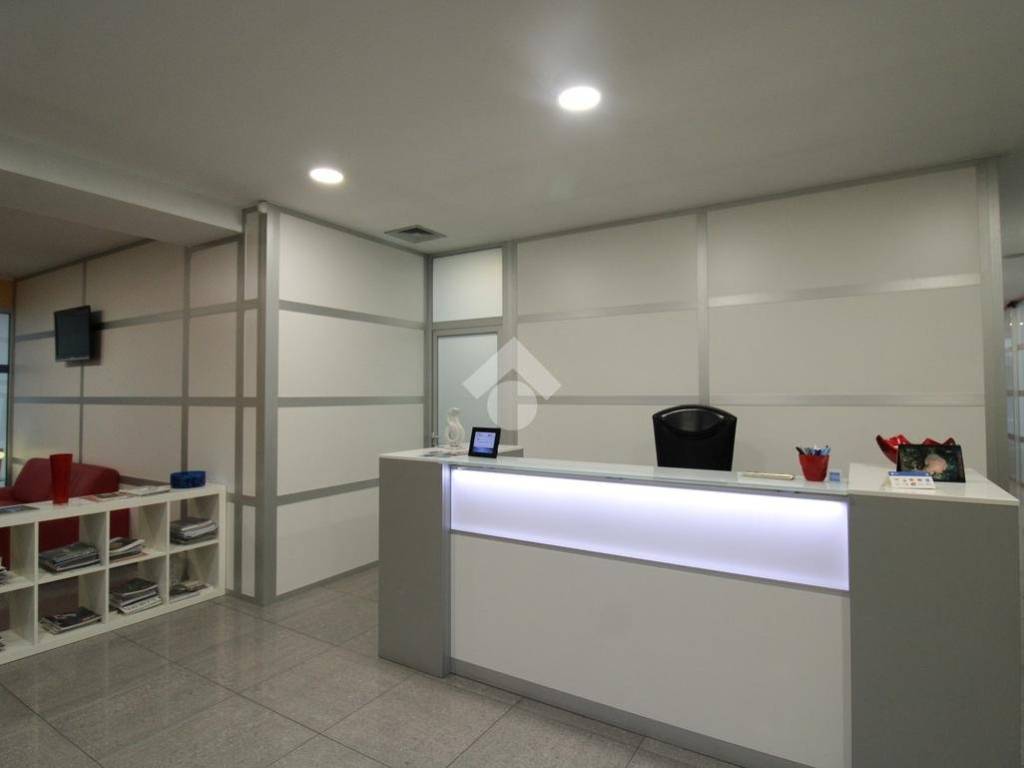 ufficio in vendita ad Osio Sotto