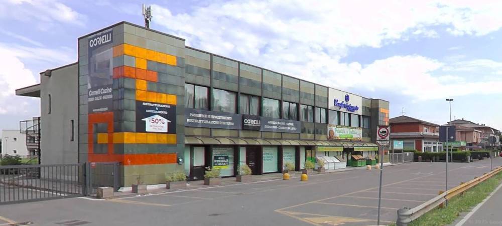 locale commerciale in vendita ad Osio Sotto