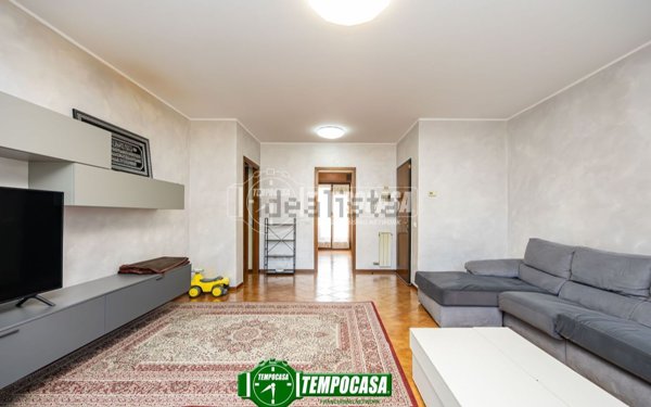 appartamento in vendita ad Osio Sotto