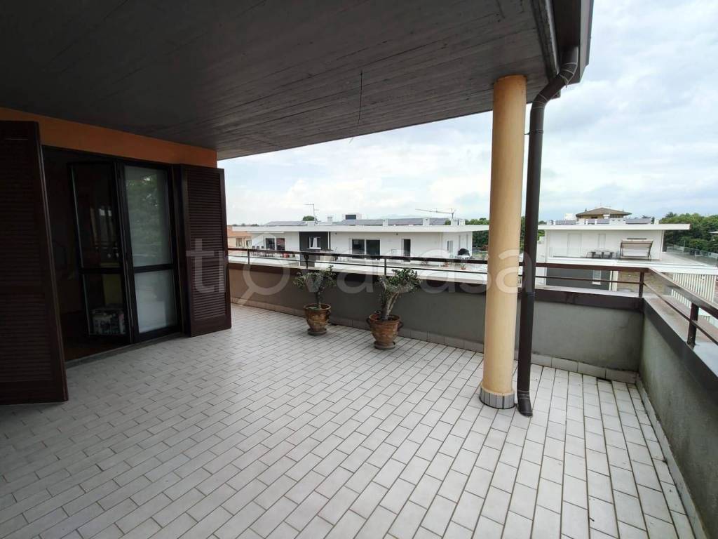 appartamento in vendita ad Osio Sotto