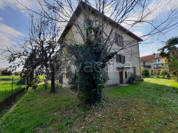 casa indipendente in vendita ad Osio Sotto