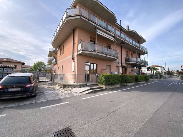 appartamento in vendita ad Osio Sotto