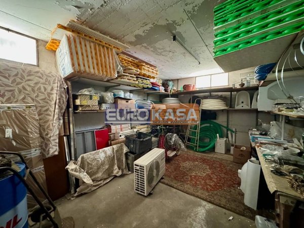 locale di sgombero in vendita ad Osio Sotto