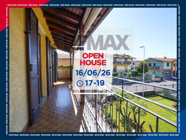 casa indipendente in vendita ad Osio Sotto
