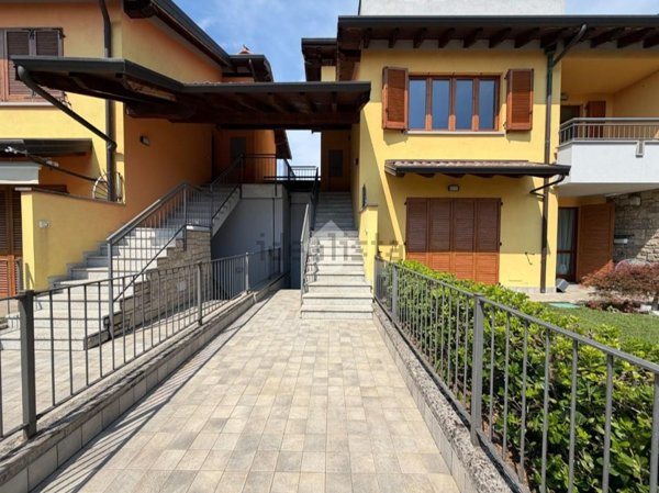 appartamento in vendita ad Osio Sotto