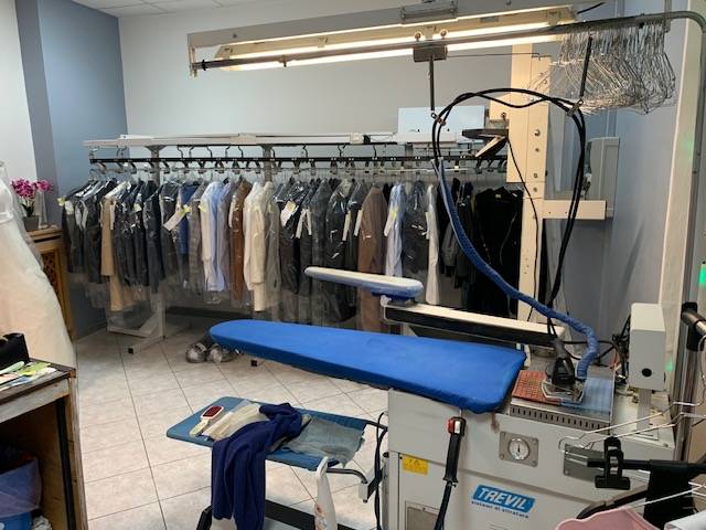 locale commerciale in vendita ad Osio Sotto