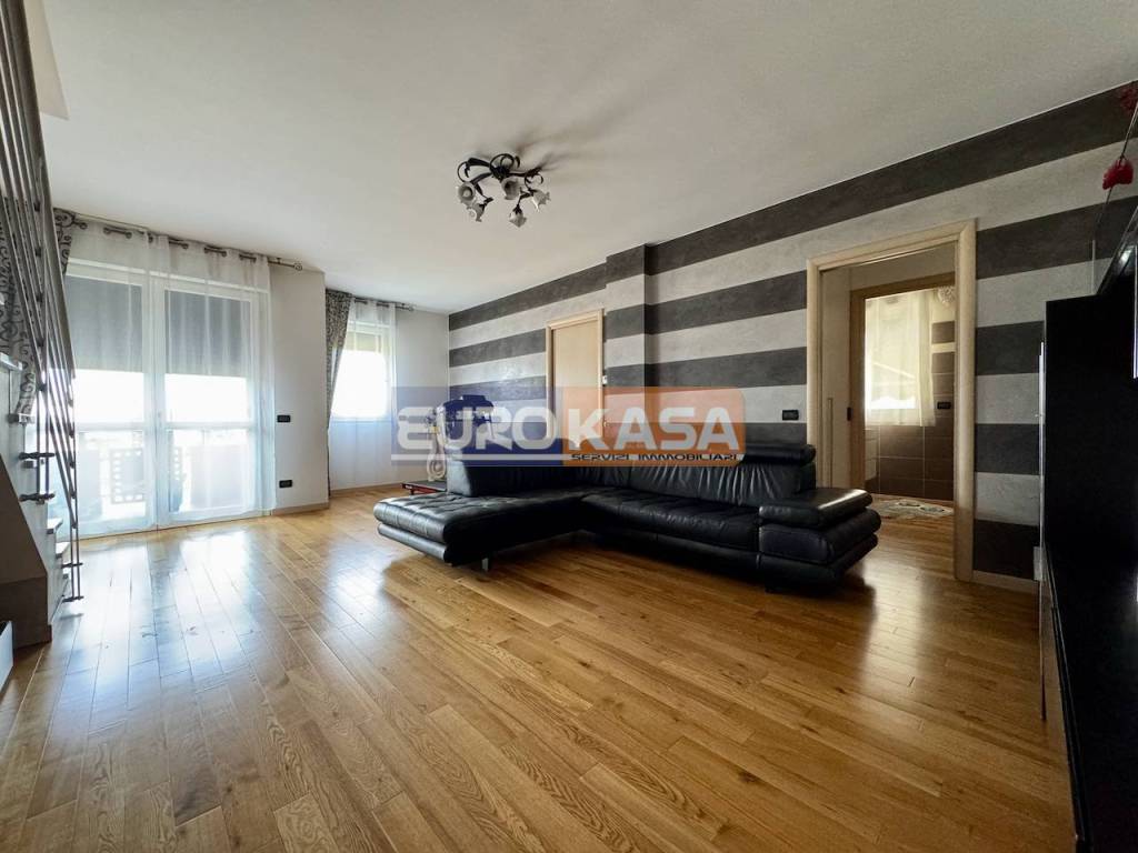 appartamento in vendita ad Osio Sotto