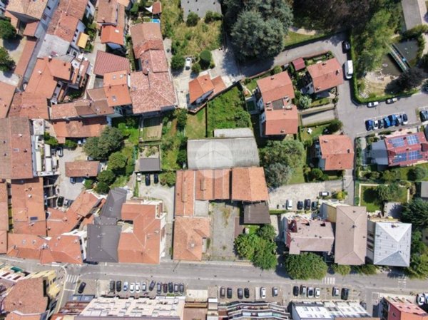 locale commerciale in vendita ad Osio Sotto