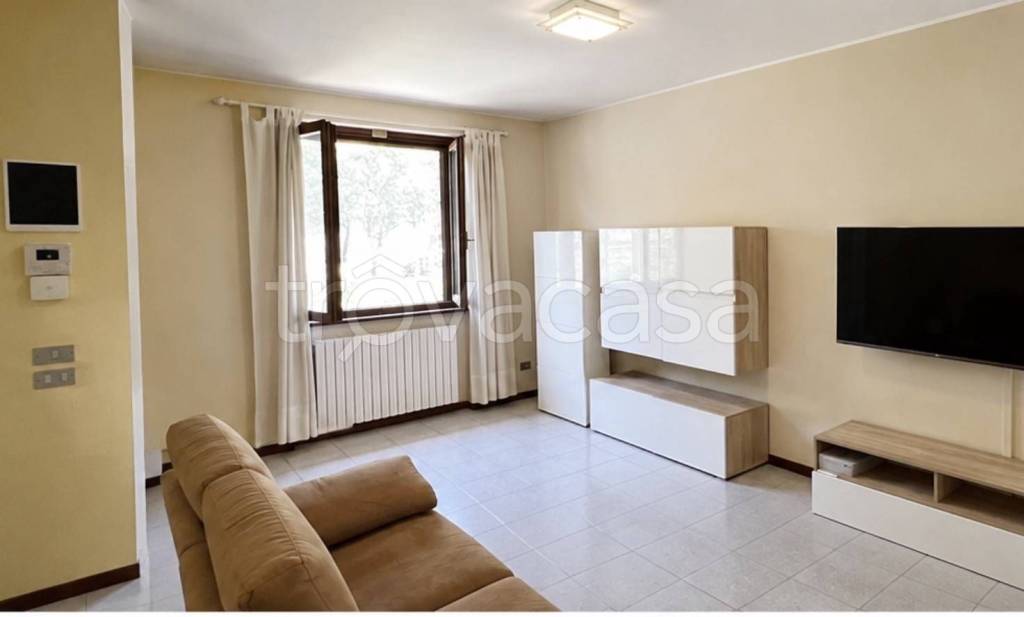 casa indipendente in vendita ad Osio Sotto