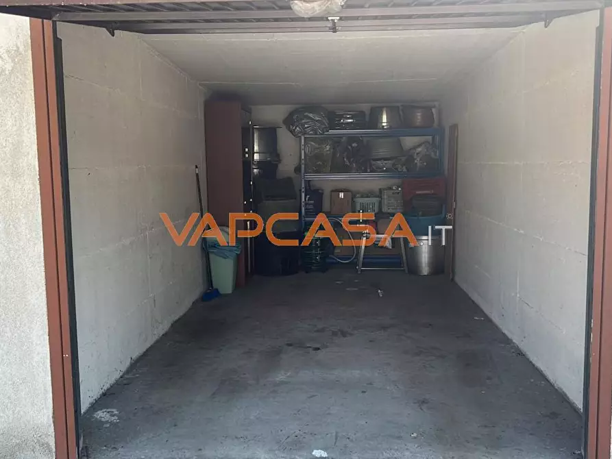 box auto in vendita ad Osio Sotto