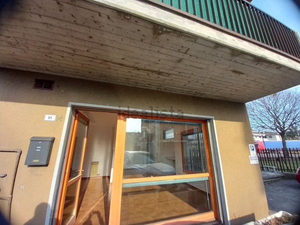 ufficio in vendita ad Osio Sotto