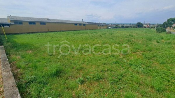 terreno in vendita ad Osio Sotto