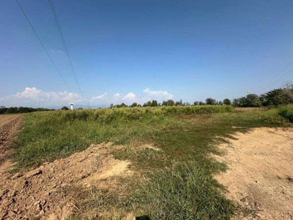 terreno in vendita ad Osio Sotto