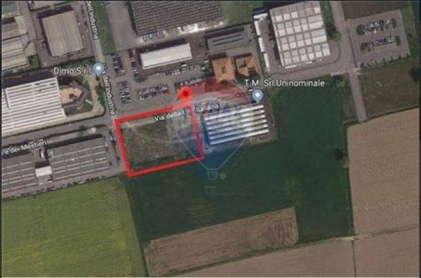 terreno edificabile in vendita a Pagazzano