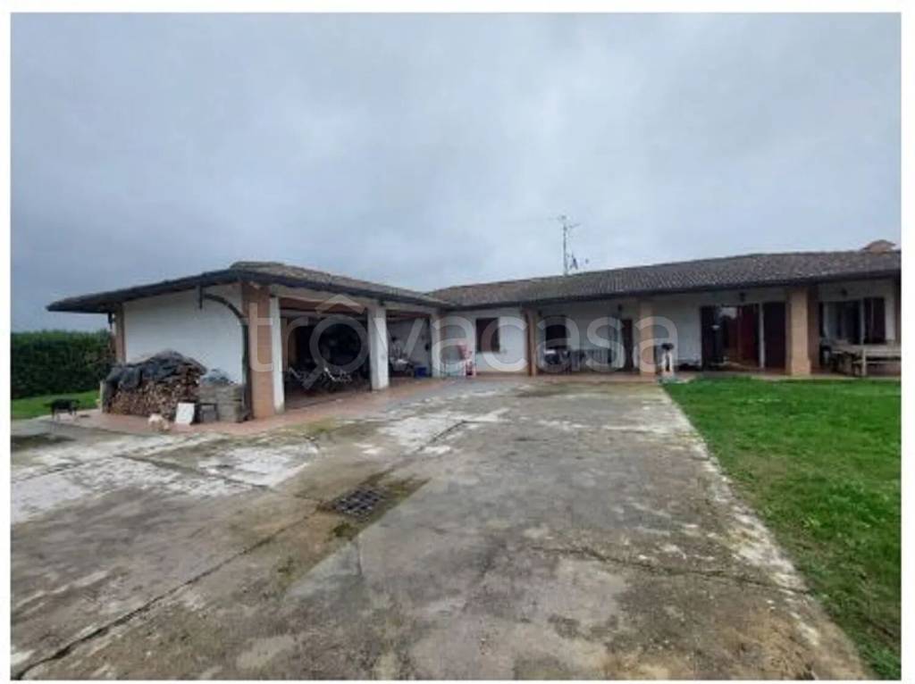 terreno edificabile in vendita a Pagazzano