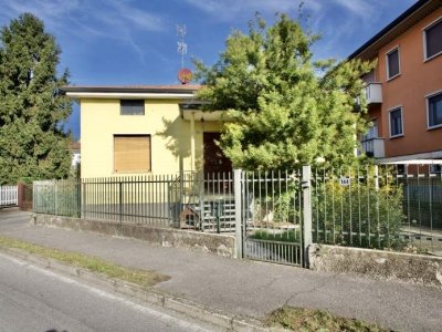casa indipendente in vendita a Pagazzano