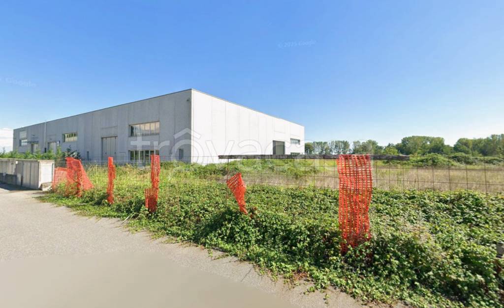 locale commerciale in vendita a Pagazzano