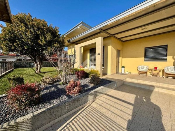 casa indipendente in vendita a Pagazzano