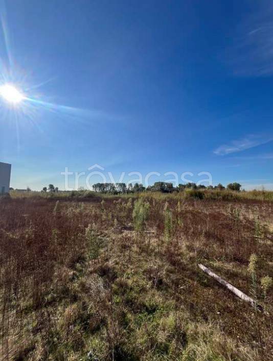 terreno edificabile in vendita a Pagazzano