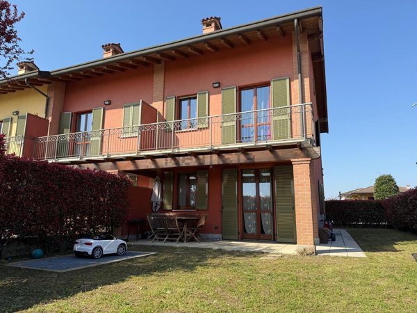 casa indipendente in vendita a Pagazzano