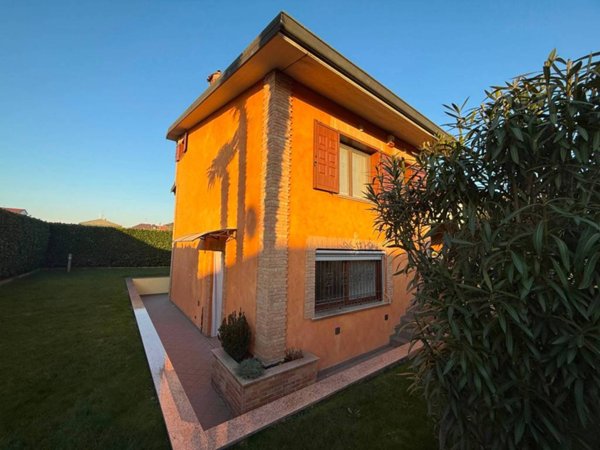 casa indipendente in vendita a Pagazzano