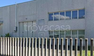 locale commerciale in vendita a Pagazzano