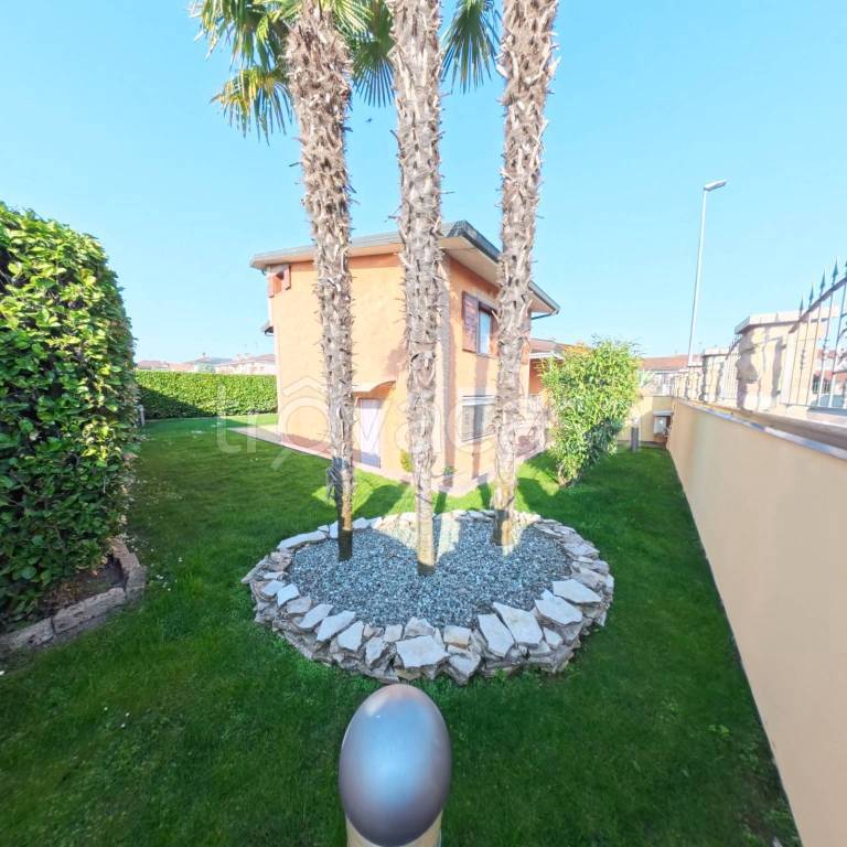 casa indipendente in vendita a Pagazzano