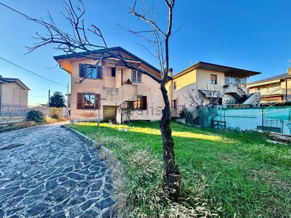 casa indipendente in vendita a Pagazzano