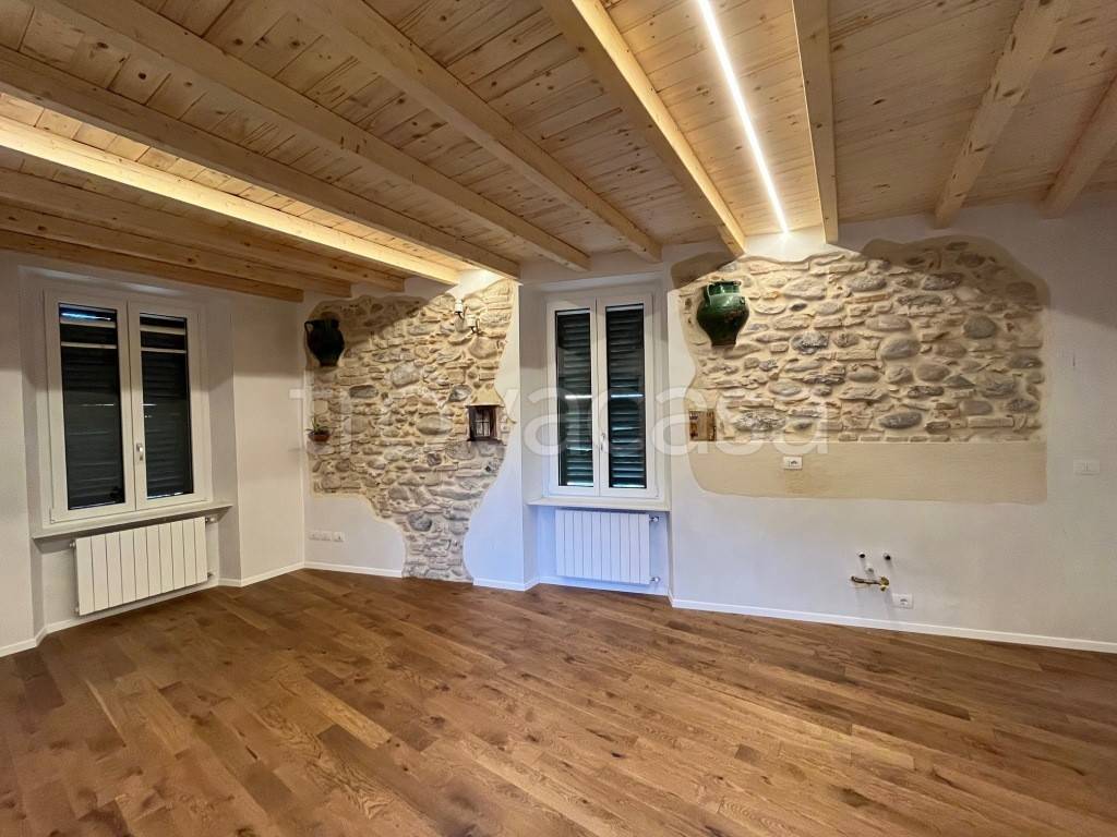 appartamento in vendita a Paladina