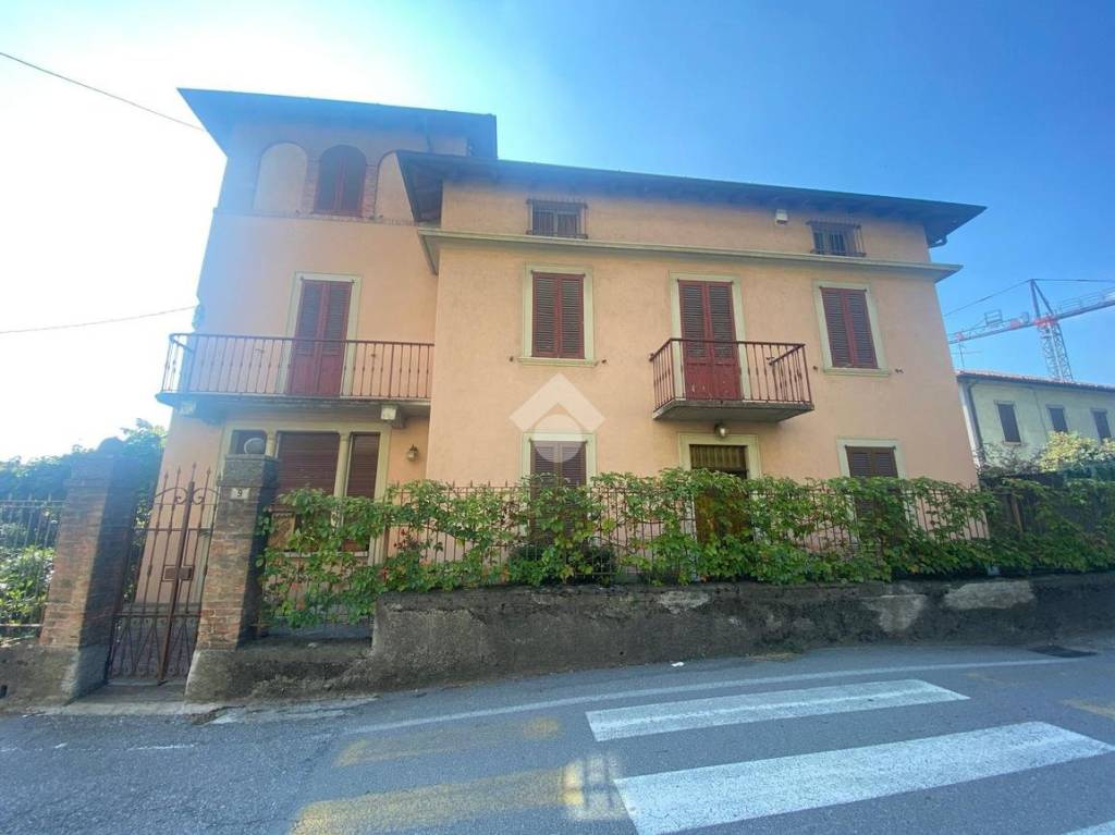 casa indipendente in vendita a Paladina