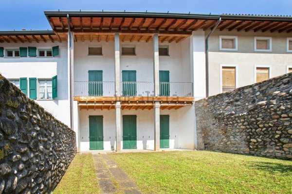 casa indipendente in vendita a Paladina in zona Sombreno