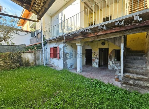 casa indipendente in vendita a Paladina