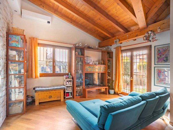 casa indipendente in vendita a Paladina