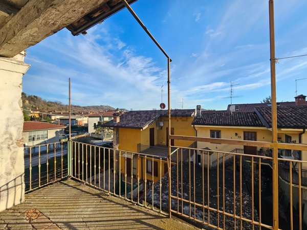 quadrivano in vendita a Paladina