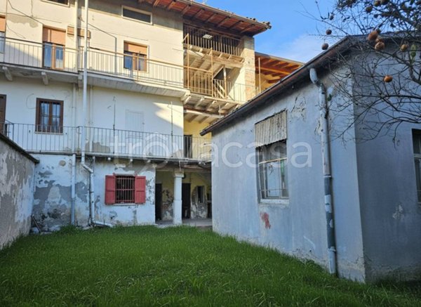 casa indipendente in vendita a Paladina