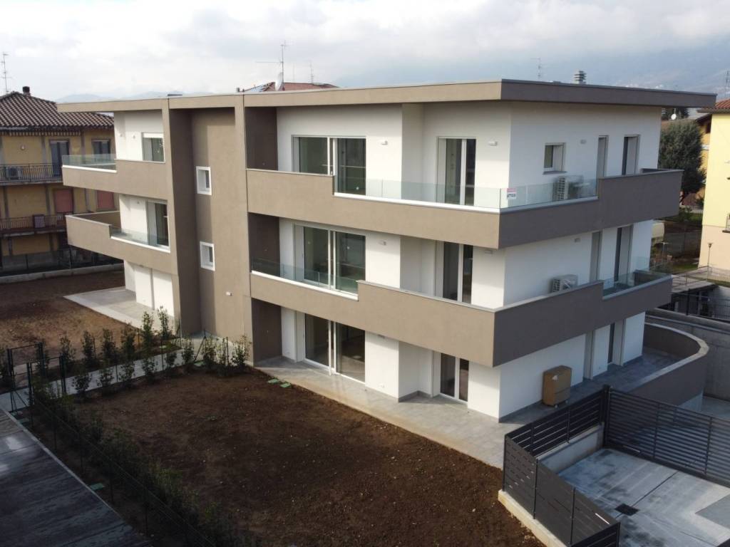 appartamento in vendita a Paladina in zona Ghiaie