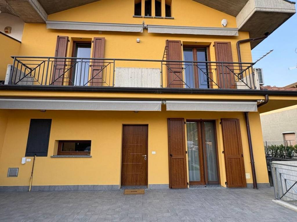 casa indipendente in vendita a Paladina in zona Ghiaie