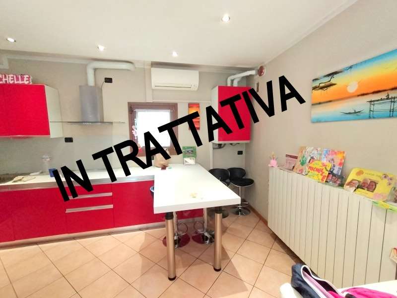 appartamento in vendita a Paladina in zona Ghiaie