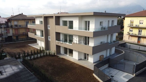 appartamento in vendita a Paladina in zona Ghiaie