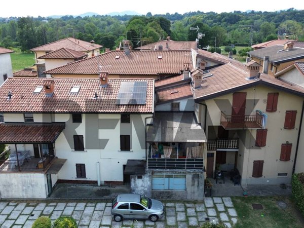 casa indipendente in vendita a Paladina in zona Ghiaie