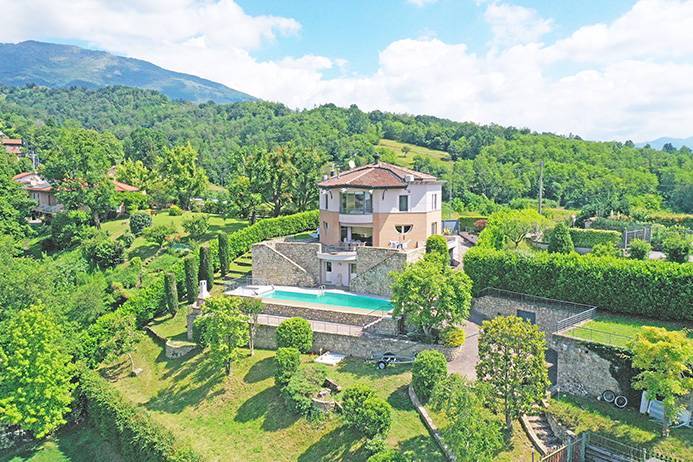 casa indipendente in vendita a Palazzago