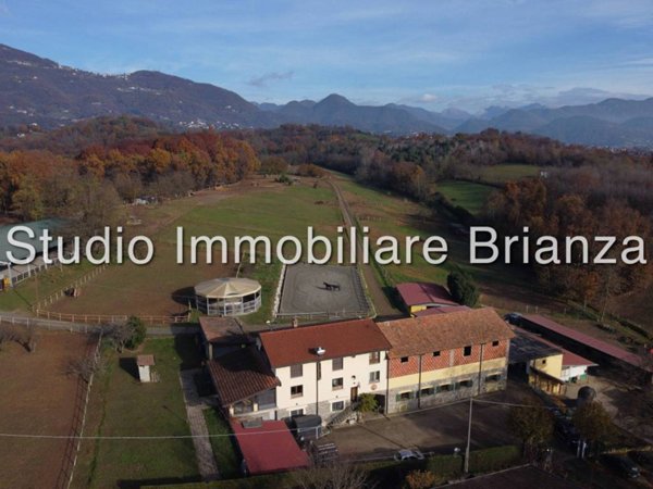 negozio in vendita a Palazzago