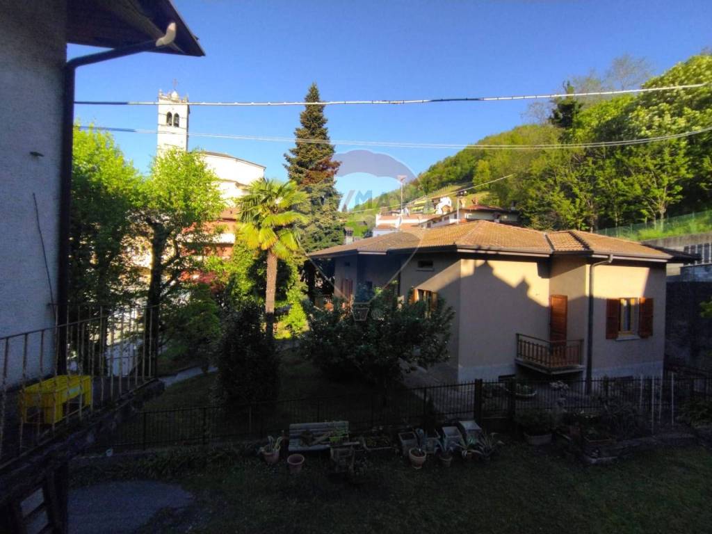 casa indipendente in vendita a Palazzago