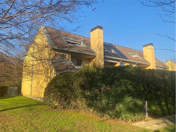 casa indipendente in vendita a Palazzago