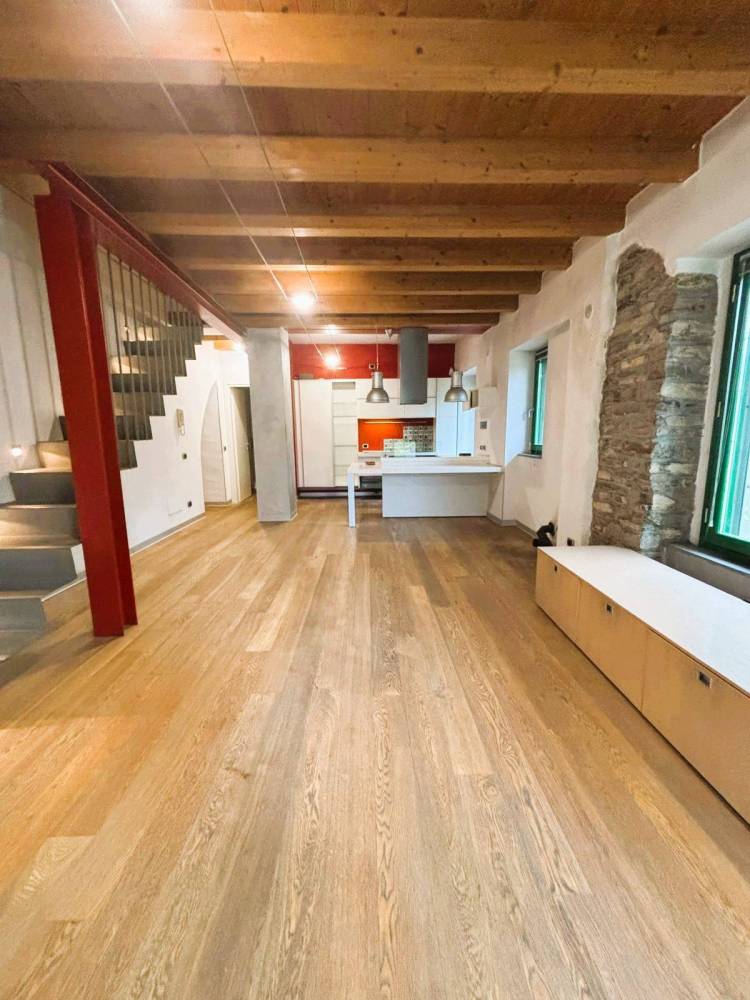 casa indipendente in vendita a Palazzago