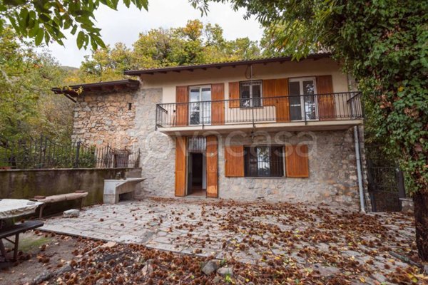 casa indipendente in vendita a Palazzago