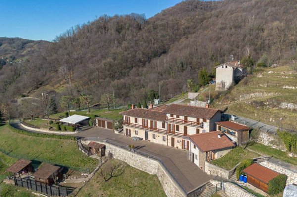 casa indipendente in vendita a Palazzago