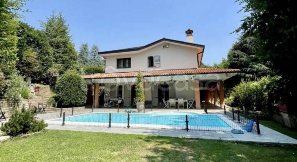 casa indipendente in vendita a Palazzago