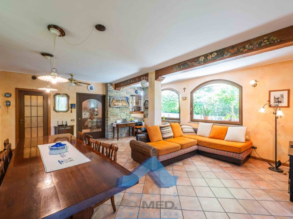 casa indipendente in vendita a Palazzago