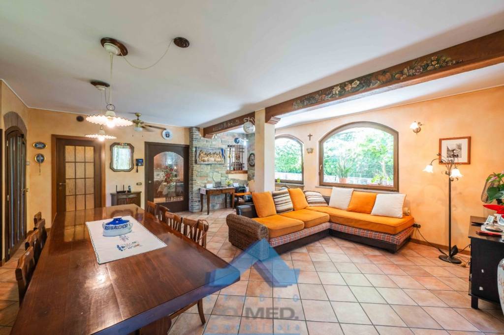 casa indipendente in vendita a Palazzago